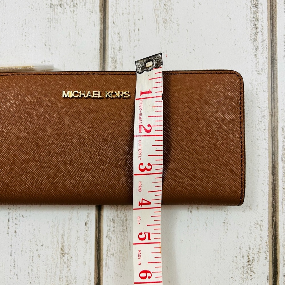 Michael Kors Saffiano Leather Quarter Zip Wallet Luggage Brown - Picture 9 of 9